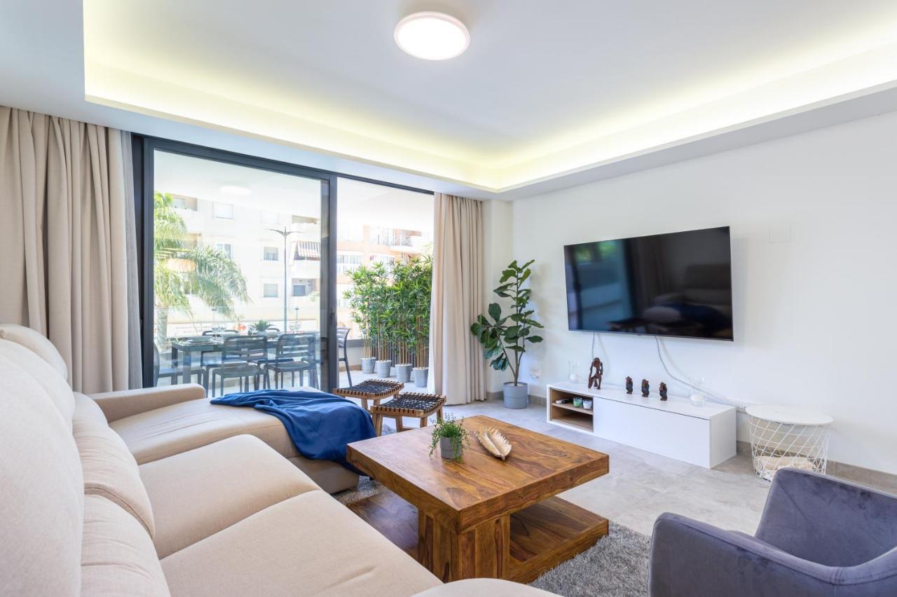 Blue Infinity Luxury Apartment By Ghr Rentals Estepona Luaran gambar
